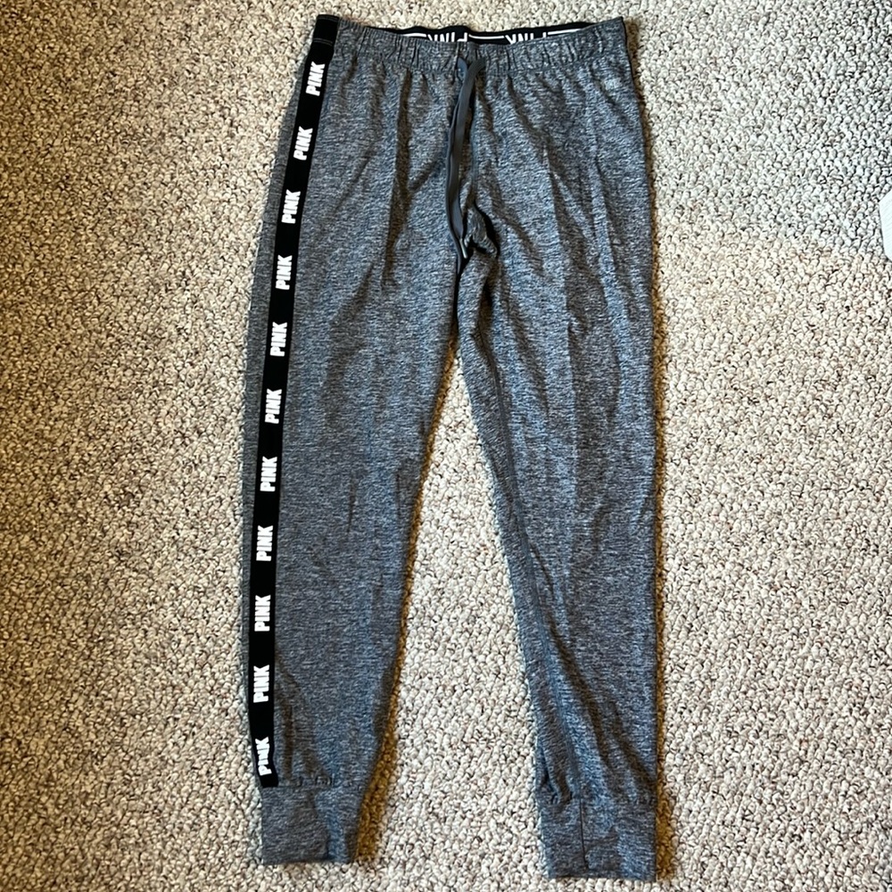 PINK- Victoria’s Secret stretchy ankle pant